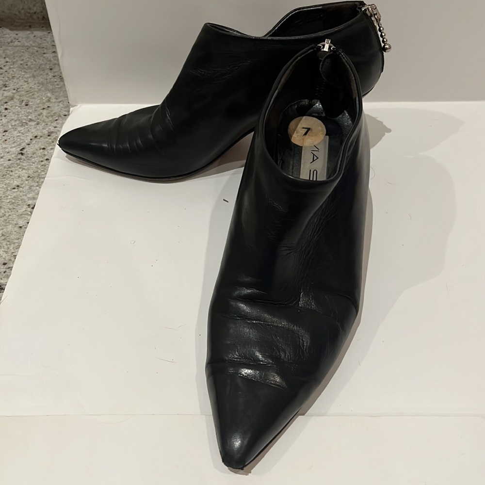 Via Spiga Black Leather Booties - Picture 2 of 12